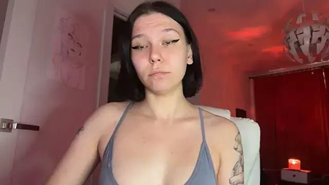 pinkdolly18 from StripChat is Freechat