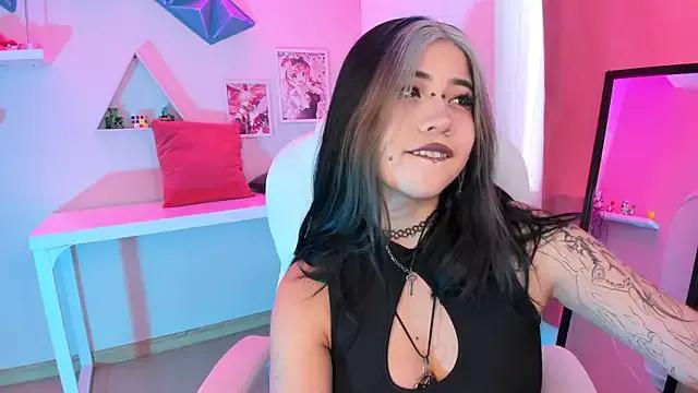Customizable and immersive - Activate your taste buds and check-out our delicious choice of bondage cams streams with excited models getting their amazing bodies screwed with their beloved sex toys.