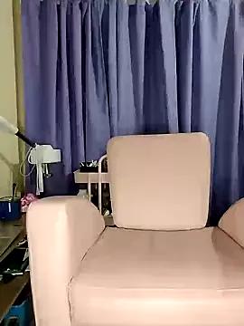 pinkydreams from StripChat is Freechat