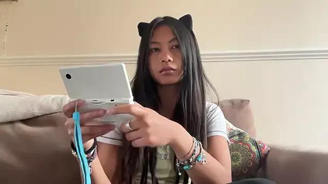 PixieDaisyy from StripChat is Freechat