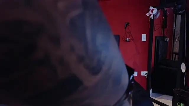 poisonrougex from StripChat is Freechat