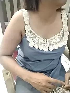 Pooja_joshi_kimaya from StripChat is Freechat