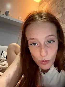 Poppy_frankie from StripChat is Freechat