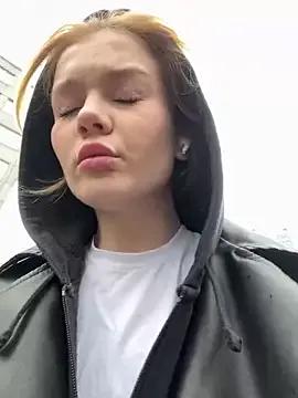 PrettyKristina from StripChat is Freechat