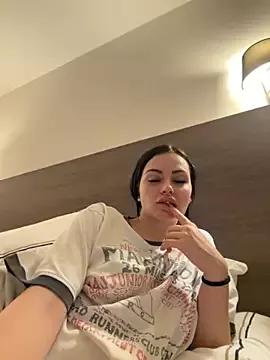 prettylittlefooxy from StripChat is Freechat