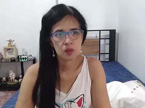 Prettysweetmum from StripChat is Freechat