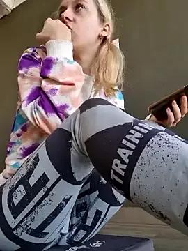 Public_Katrisha webcams show profile image 