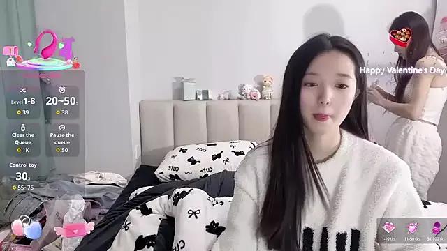 Customizable and immersive - Activate your taste buds and check-out our delicious choice of bondage cams streams with excited models getting their amazing bodies screwed with their beloved sex toys.