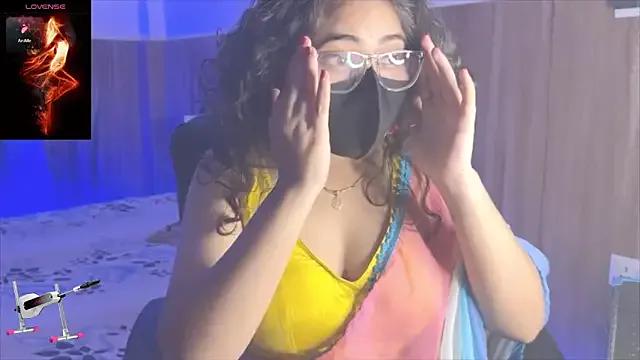 Puja_Thelustyqueen from StripChat is Freechat