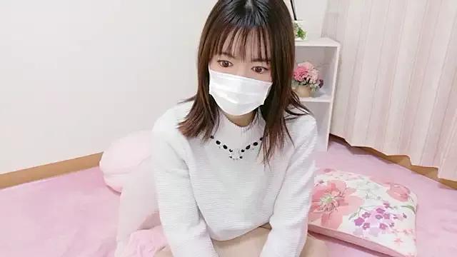 Photos of QoMeioQ from StripChat is Freechat