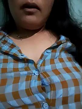 Queen-Rb from StripChat is Freechat