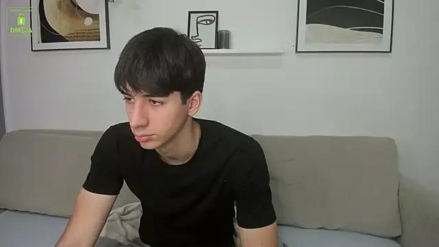 Quentin_Blake from StripChat is Freechat