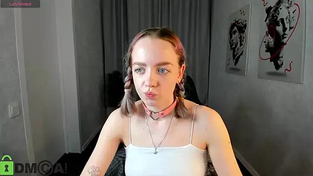Customizable and immersive - Activate your taste buds and check-out our delicious choice of bondage cams streams with excited models getting their amazing bodies screwed with their beloved sex toys.