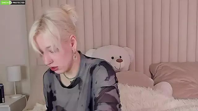 RachelCart from StripChat is Freechat