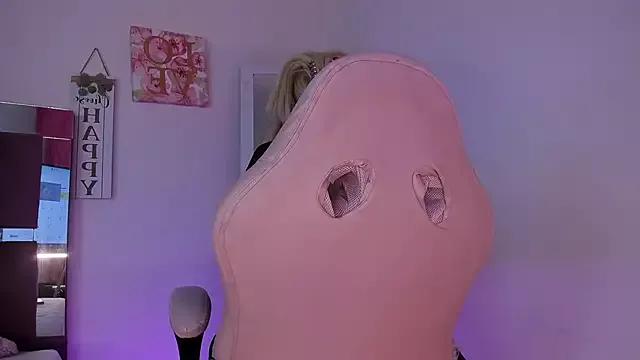 Customizable and immersive - Activate your taste buds and check-out our delicious choice of bondage cams streams with excited models getting their amazing bodies screwed with their beloved sex toys.