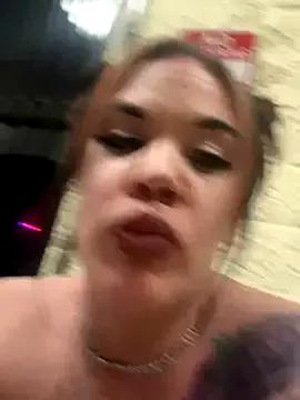 RavenRayyy from StripChat is Freechat