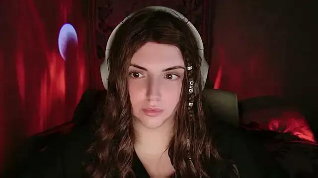 RavenRush from StripChat is Freechat