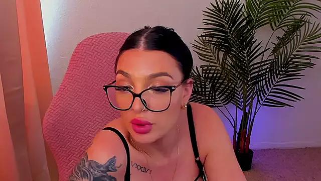 RaveWithMe9 from StripChat is Freechat