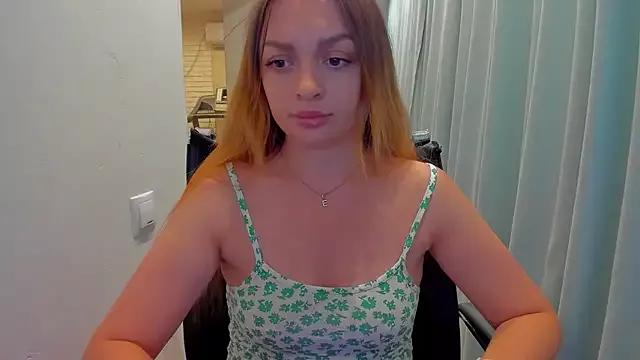 realfairy from StripChat is Freechat