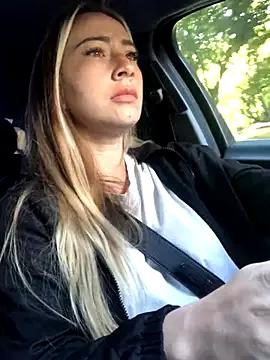 Reina_Cummings from StripChat is Freechat