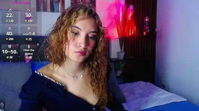riley_reid2 from StripChat is Freechat