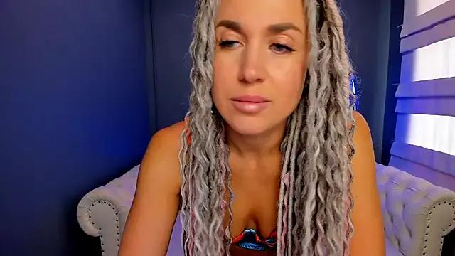 rock_n_roxy from StripChat is Freechat