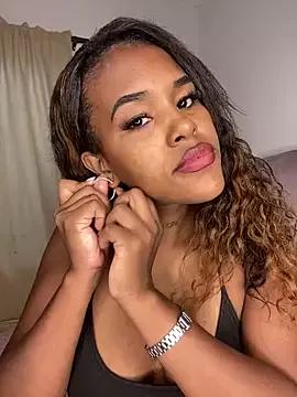 Romiinajackson from StripChat is Freechat