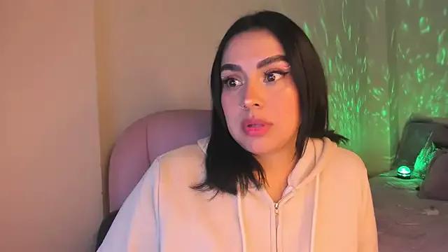 rosalie_lust from StripChat is Freechat