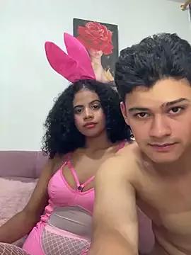 Rose-andres from StripChat is Freechat