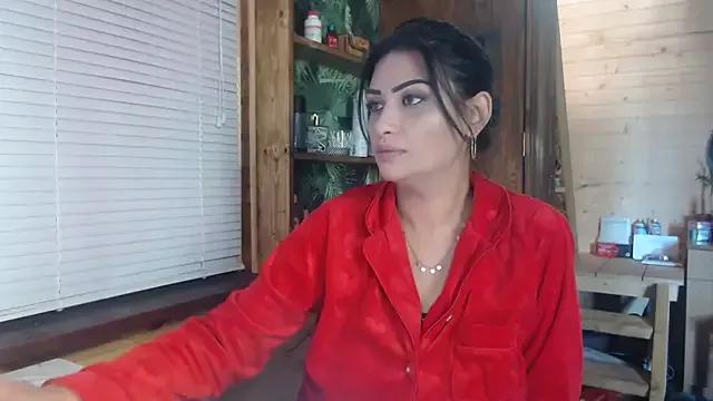 rosse26830 from StripChat is Freechat