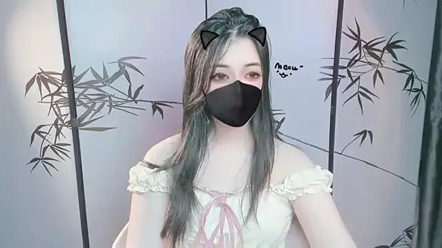 Rosysweet- from StripChat is Freechat