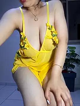 Photos of Rubi_9ahbouna from StripChat is Freechat
