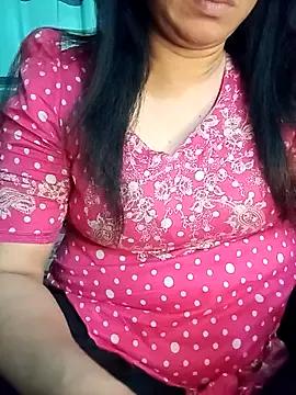 Rubina3344 from StripChat is Freechat