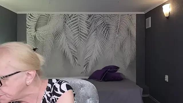 Photos of Sabina_Ros from StripChat is Freechat