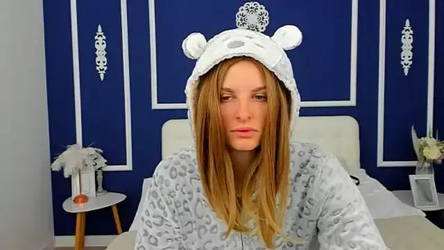 SabrinaRayX from StripChat is Freechat