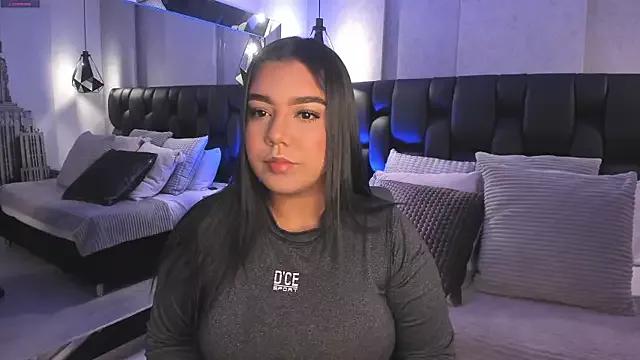 SadieFoster from StripChat is Freechat