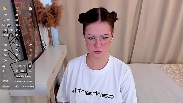 SaintMarya from StripChat is Freechat