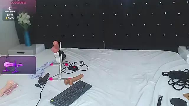 Customizable and immersive - Activate your taste buds and check-out our delicious choice of bondage cams streams with excited models getting their amazing bodies screwed with their beloved sex toys.