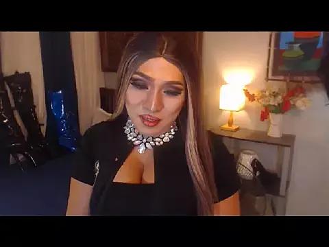 SamanthaAlmazora from StripChat is Freechat