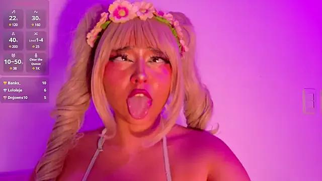 SamanthaaReed from StripChat is Freechat