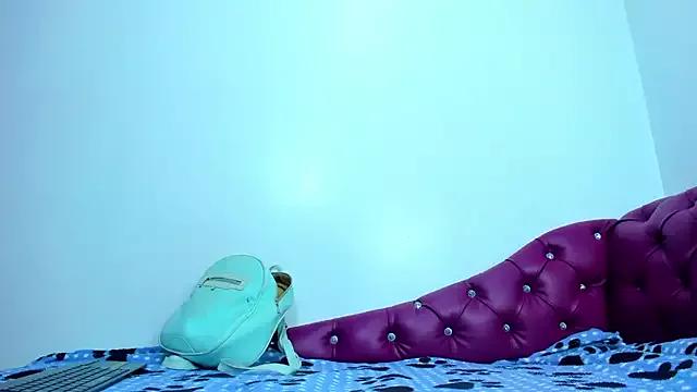 Samara-FullMessy- from StripChat is Freechat