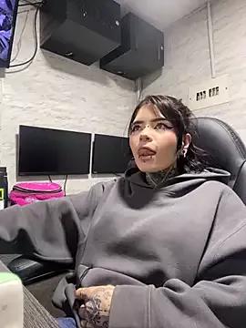 Sammy_f_uck from StripChat is Freechat