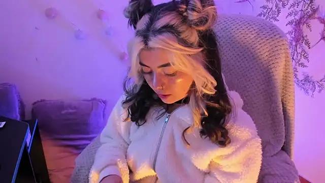 Customizable and immersive - Activate your taste buds and check-out our delicious choice of bondage cams streams with excited models getting their amazing bodies screwed with their beloved sex toys.