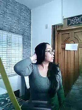 Customizable and immersive - Activate your taste buds and check-out our delicious choice of bondage cams streams with excited models getting their amazing bodies screwed with their beloved sex toys.