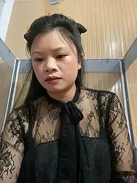 sara-xx from StripChat is Freechat