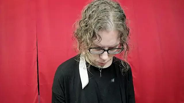 SaraDesirexo from StripChat