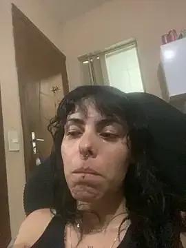 Sarah-safada from StripChat is Freechat