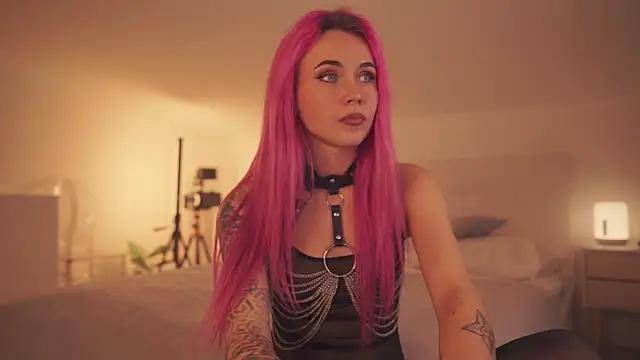 Customizable and immersive - Activate your taste buds and check-out our delicious choice of bondage cams streams with excited models getting their amazing bodies screwed with their beloved sex toys.