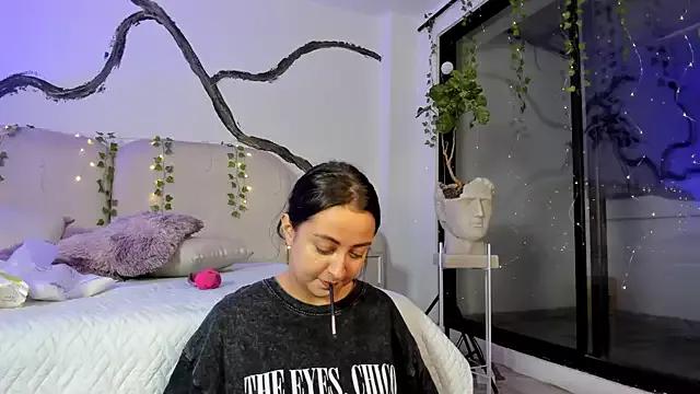 Customizable and immersive - Activate your taste buds and check-out our delicious choice of bondage cams streams with excited models getting their amazing bodies screwed with their beloved sex toys.