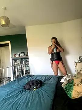 Photos of SashaThicc from StripChat is Freechat